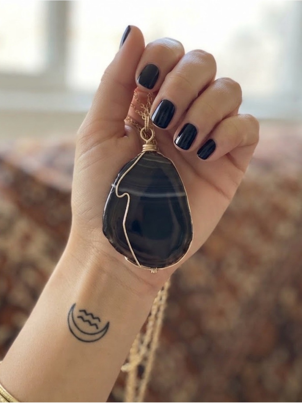 Black Agate Pendant Necklace Gold Wire-Wrapped silent Protector .